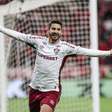 Everaldo marca duas vezes e Fluminense vence o Inter no Beira-Rio