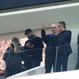 Fotógrafo que tirou foto de Moraes mostrando o dedo do meio é demitido