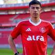 Liderança à versatilidade: características de Alan Rodríguez, reforço do Internacional