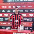 Aitor Cantalapiedra tem nome publicado no BID e está apto para estrear pelo Vitória