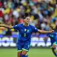 Amanda Gutierres em dose dupla: campeã e artilheira da Copa América
