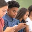Como a vergonha e o medo de julgamento levam os adolescentes a um diálogo emocional com a IA?