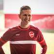 Vila Nova entra no mercado para jogador de peso em pedido de Paulo Turra