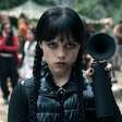 Wandinha 2: relembre looks góticos da personagem de Jenna Ortega