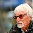 F1: Ecclestone pede aposentadoria de Hamilton e vê Bortoleto como substituto