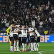 Jogadores do Corinthians discutem em último treino antes do Dérbi