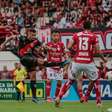 Ex-Vila Nova deixa Chapecoense no G4 e se apresenta na Série C