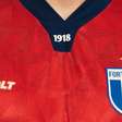 Fortaleza lança uniforme especial de Dias dos Pais com estética dos anos 90