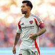 Fluminense avança e fica perto de contratar o meia argentino Luciano Acosta