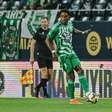 Lateral revelado pelo Santos mira classificação na Conference League: 'Vencer em casa é fundamental'