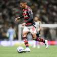 Lino desabafa após eliminação do Flamengo: 'Trabalhar mais'
