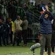 Abel Ferreira é vaiado pela torcida do Palmeiras após eliminação e aplaude xingamentos