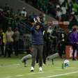 Abel Ferreira diz que 'não é o momento' para pensar em futuro e explica resposta aos torcedores do Palmeiras
