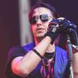 Julian Casablancas sobre The Strokes: "entramos em um mecanismo que nos mantinha unidos apenas por questões financeiras"