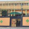 Estudante leva tesourada de colega em briga por cadeira em escola de SP