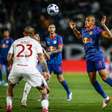 Internacional bate o Red Bull Bragantino pelo Brasileirão
