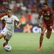 Em jogo eletrizante, Bahia e Fluminense empatam na Fonte Nova pelo Brasileirão