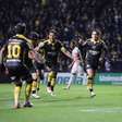 Em virada espetacular, Criciúma vence o Athletico-PR e sobe na tabela da Série B