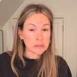 Atriz passa mal em voo e avião é interditado por causa do cheiro; entenda