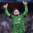 Donnarumma acerta transferência do PSG após corte de Luis Enrique