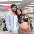 Que luxo! Rafa Kalimann e Nattan montam enxoval da filha Zuza em Orlando