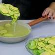 Salada completa e refrescante cheia de sabor para seu almoço ou jantar