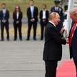 Trump e Putin iniciam cúpula sobre Ucrânia no Alasca; vídeo