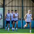 Na véspera da estreia, Levante tem só 10 jogadores inscritos e nenhum goleiro