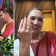 Mãe de Virginia oficializa namoro com músico 21 anos mais novo