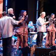 Vídeo: Xuxa e Zeca Pagodinho surpreendem Bruna Marquezine em festa de 30 anos
