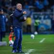 Mano Menezes vibra com empenho do Grêmio em virada na Arena MRV