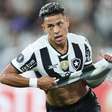 Botafogo pode ter Arthur Cabral e Matheus Martins juntos no ataque contra a LDU