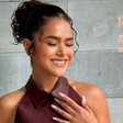 Maisa acerta com look na cor vinho: 'domingo das deusas'