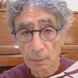 Gabor Maté alerta para excesso de telas: 'se fossem meus filhos, jamais deixaria tanto tempo'