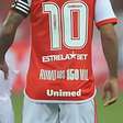 Camisa 10 ganha nova função ofensiva no Internacional com Roger Machado