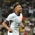 Aos 26 anos, Mbappé supera CR7 e Messi em marca histórica por seleções; veja números