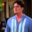 "Não justifica": Charlie Sheen revela que ataque de raiva nas gravações de Two And a Half Men foi causada por creme de testosterona
