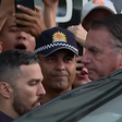 Bolsonaro deixa hospital após remoção de lesões na pele; exame aponta anemia