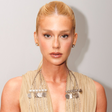 Marina Ruy Barbosa usa look vintage de 2003 em festa da Vogue