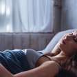 Mulheres precisam dormir mais do que os homens? Médico explica