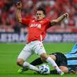 Ex-treinador do Grêmio dispara sobre a arbitragem do Gre-Nal: "Você é ladrão"