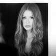 Welcome back queen Marina! Atriz dá adeus ao loiro e fica ruiva para divulgar 'Tremembé'; veja 20 fotos do novo visual