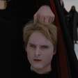 Há 13 anos, essa cena traumatizou os fãs de Crepúsculo e promoveu alegria no diretor: "Nunca ouvi um grito tão alto no cinema!"