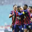 Willian José marca, Bahia vence Internacional e cola no G4