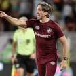 Zubeldía vê Fluminense em "crescente" e mira G6 com jogo atrasado