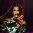 Global Citizen: Anitta homenageia tecnobrega com look que acende