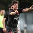 Diniz explica substituições e lamenta derrota do Vasco: "Fomos extremamente dominantes"