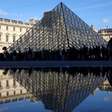Galeria do Museu do Louvre é fechada ao público devido a risco de desabamento