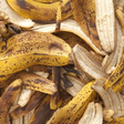 Por que as pessoas usam casca de banana para limpar a casa e para que servem?
