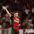 Gol na final da Libertadores coroa temporada de Danilo pelo Flamengo